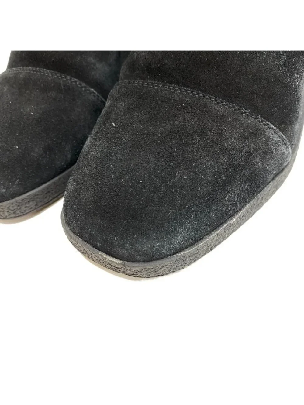Louis Vuitton Suede Boots Black - Picture 3 of 8